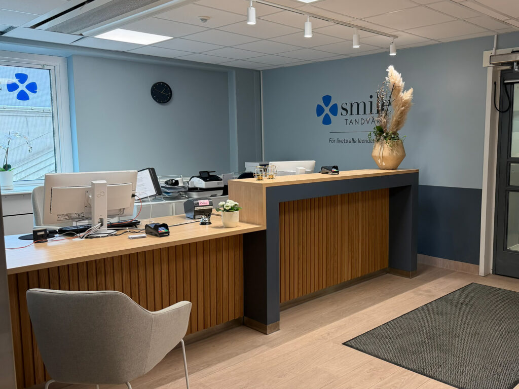 Reception hos tandläkare i Linköping – Smile Tandvårds välkomnande klinik